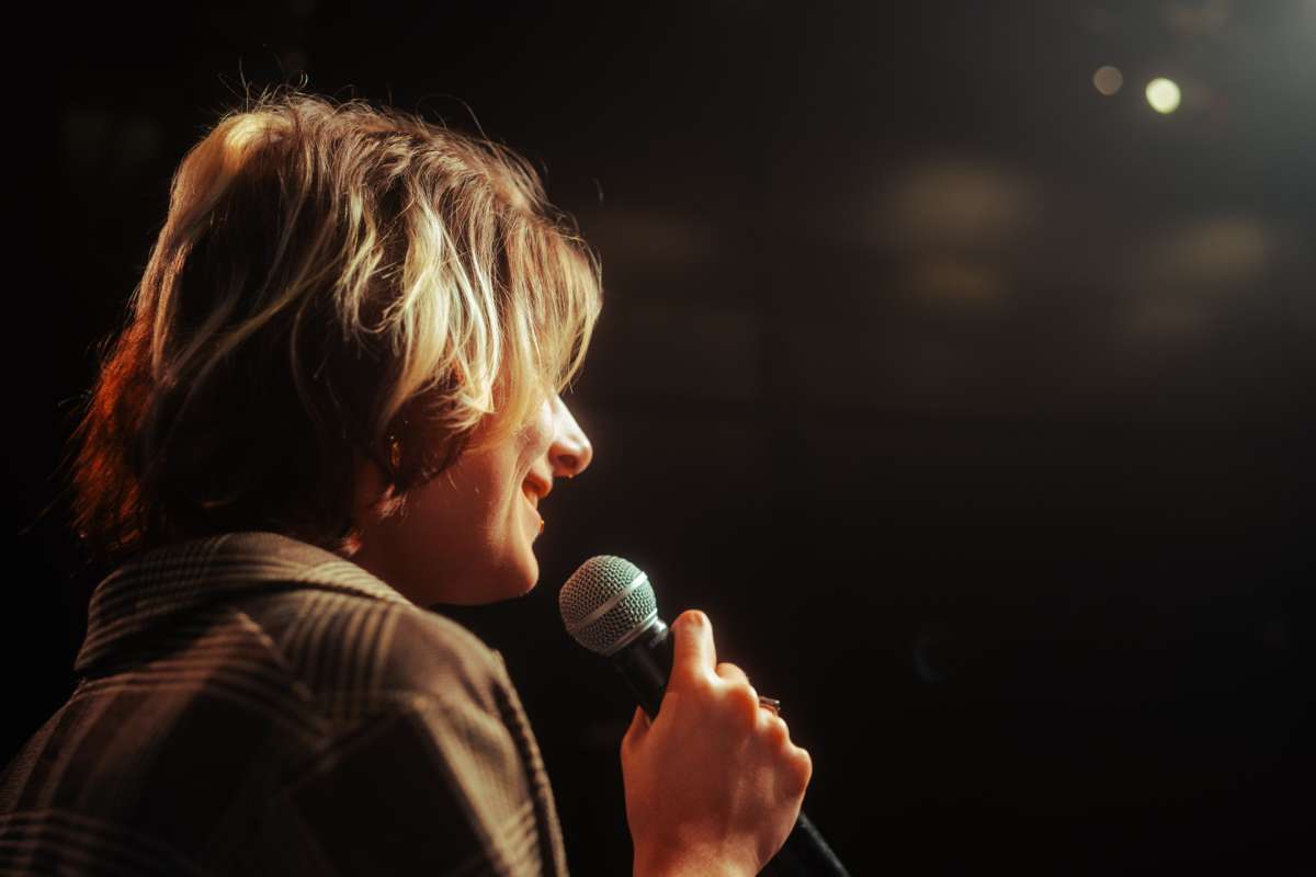 Großes Bild schließen! 148. Poetry Slam - Dichtung aus dem/für das Publikum