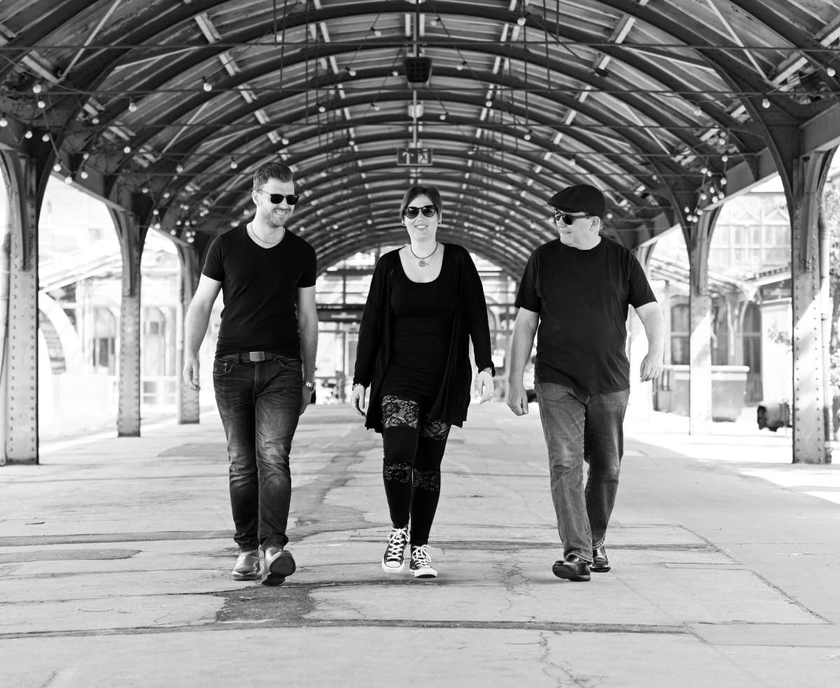 Großes Bild schließen! Acoustic Trio