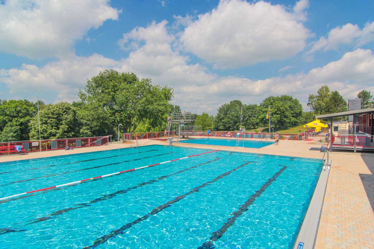 Sommerkino im Freibad 'Unter den Eichen'