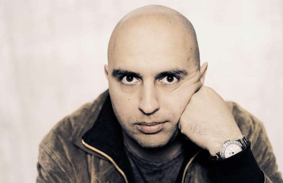 Großes Bild schließen! Serdar Somuncu: HASSIAS – Er ist wieder da. Und er hasst euch noch immer