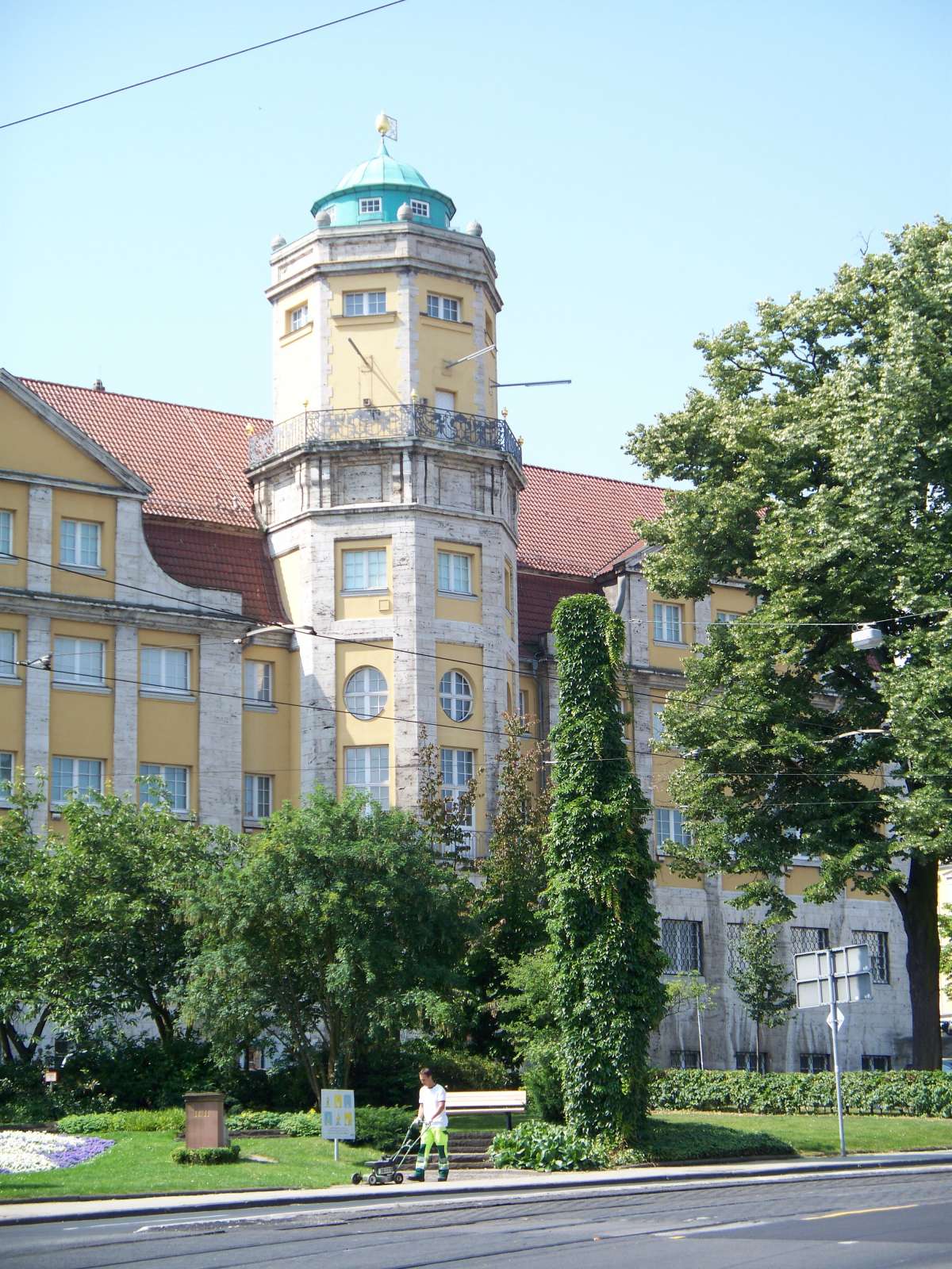 Zeichenmission im Landesmuseum