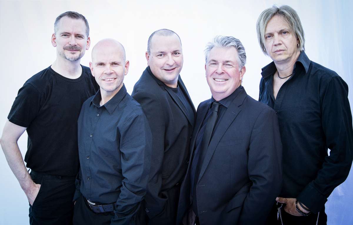 Großes Bild schließen! Phil Collins & Genesis Tribute Show
