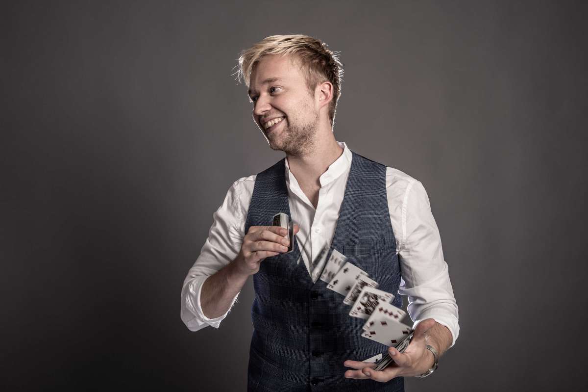 Großes Bild schließen! Magier des Monats
