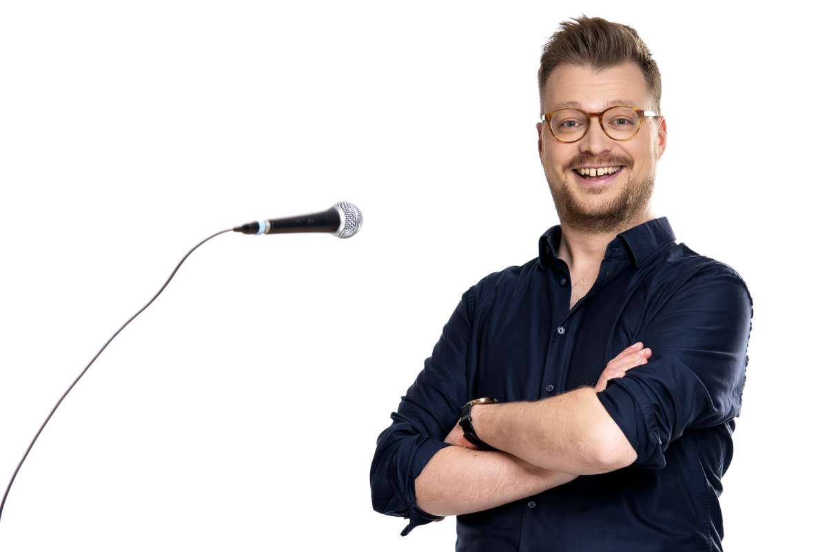 Komplett absurd – Maxi Gstettenbauer