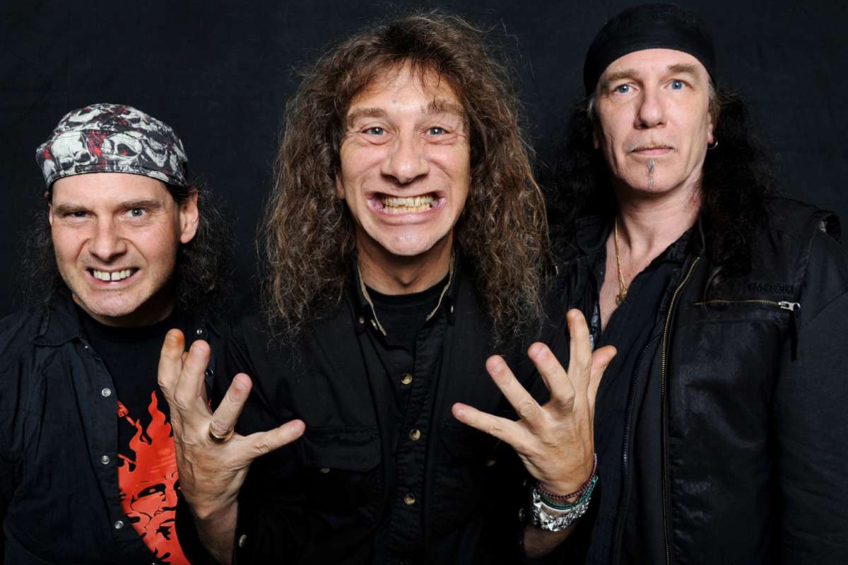 Pounding the Past Tour – Anvil