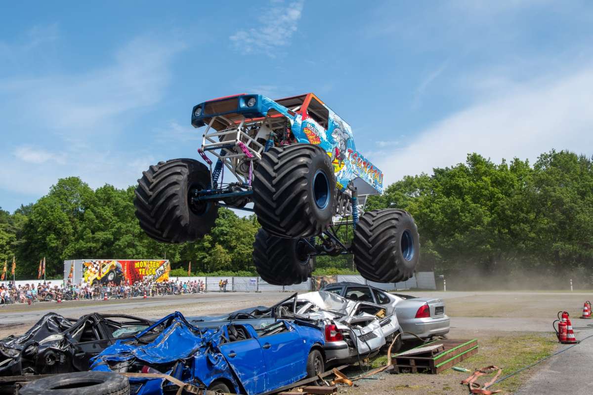Stunts, Feuer & Motorsport Action – Team Lagrin