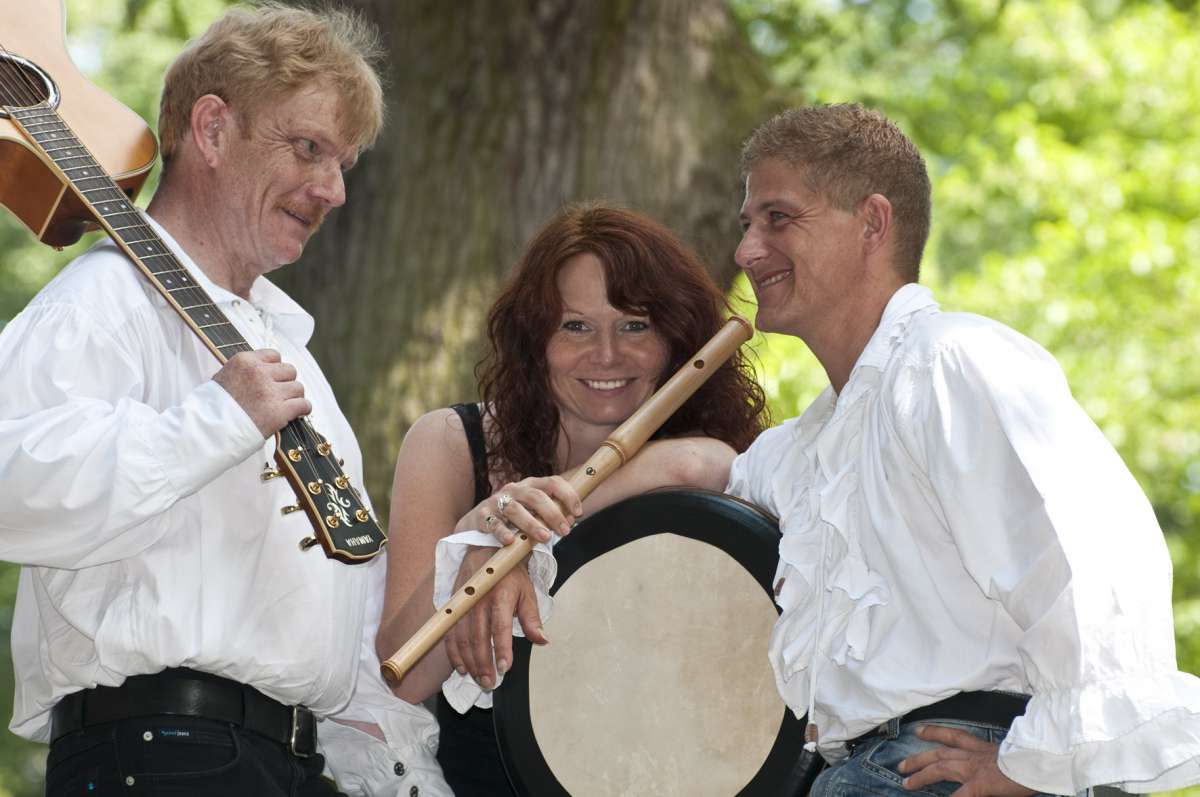 Irish Christmas – Die fröhlich festliche Weihnachtsshow – Woodwind & Steel