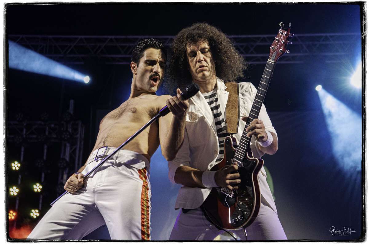 The Best of Queen – A Magical Tour – Break Free